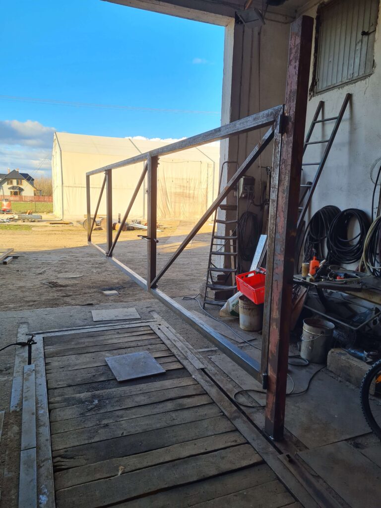 Sortownia borówki - usługi remontowo budowlane na terenie całej Polski PaketPro